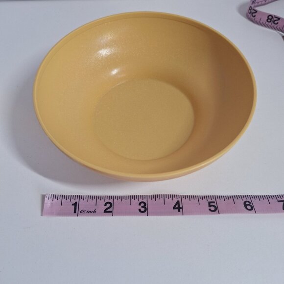 6 Vintage Tupperware Harvest Gold Cereal Salad Bowls 890 70s Yellow 6" Retro - Picture 7 of 8